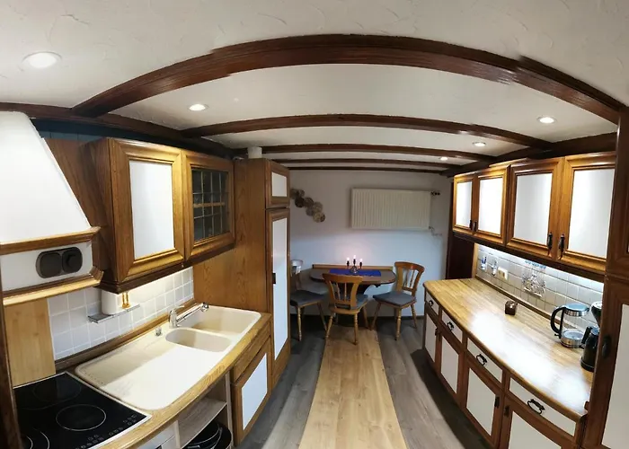 Bei Der Linde Appartement *